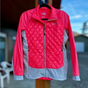 The North Face Pink Quilted Zip Jacket Women’s M - Athletic Outdoor Lightweight